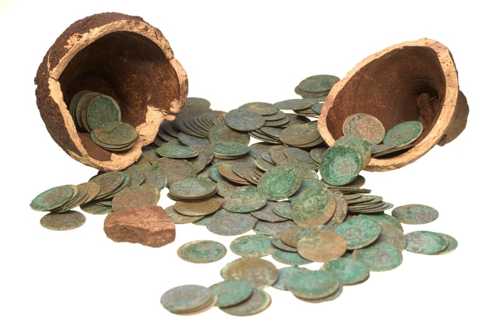 Vystavili sme poklad mincí z Nových Honov